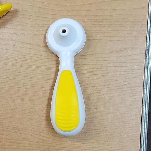 Fisher-Price Doctor/Vet Medical Kit With Working thermometer Age 3+ Playset - Picture 9 of 12